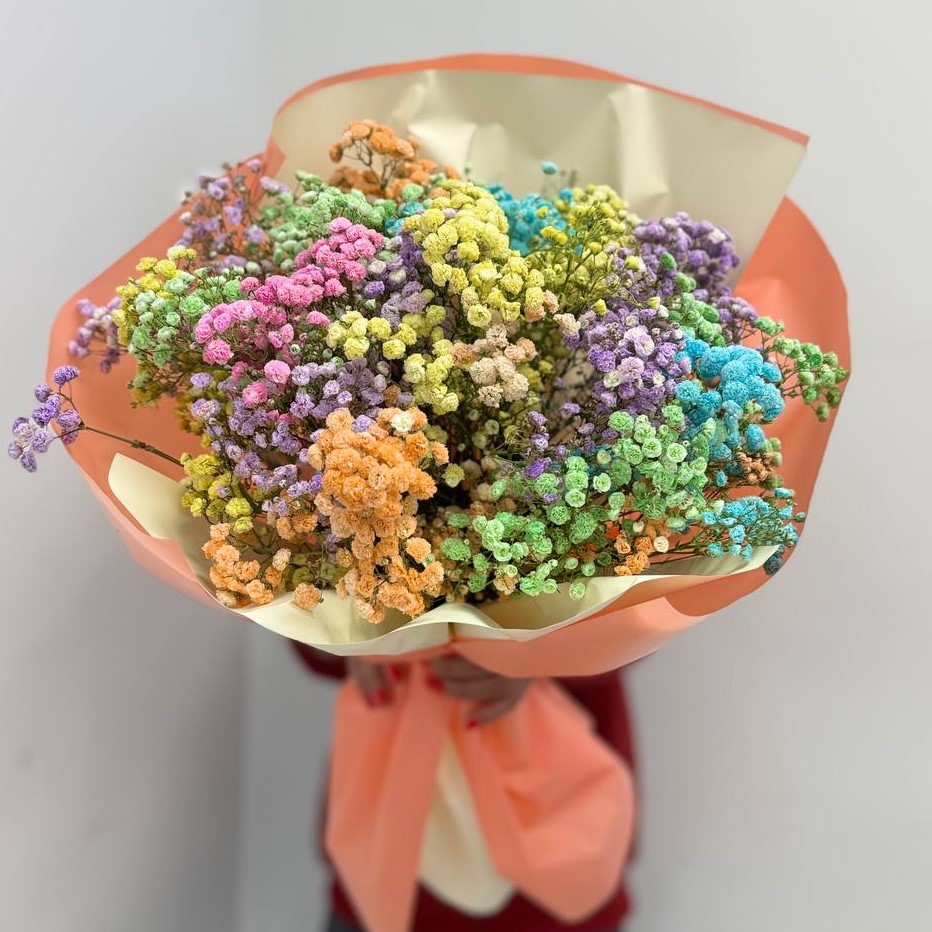 Гигант из радужной гипсофилы L