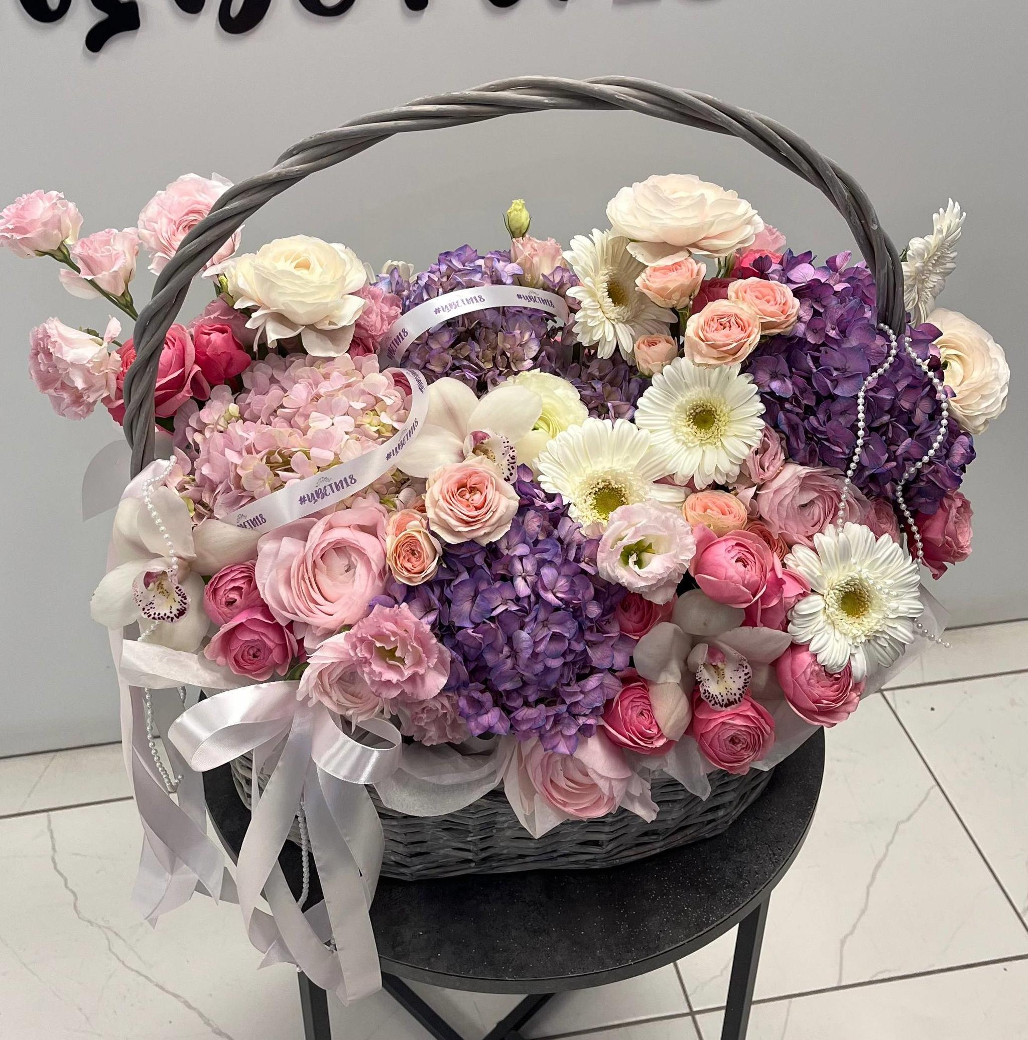 Композиция "Цветочная роскошь"