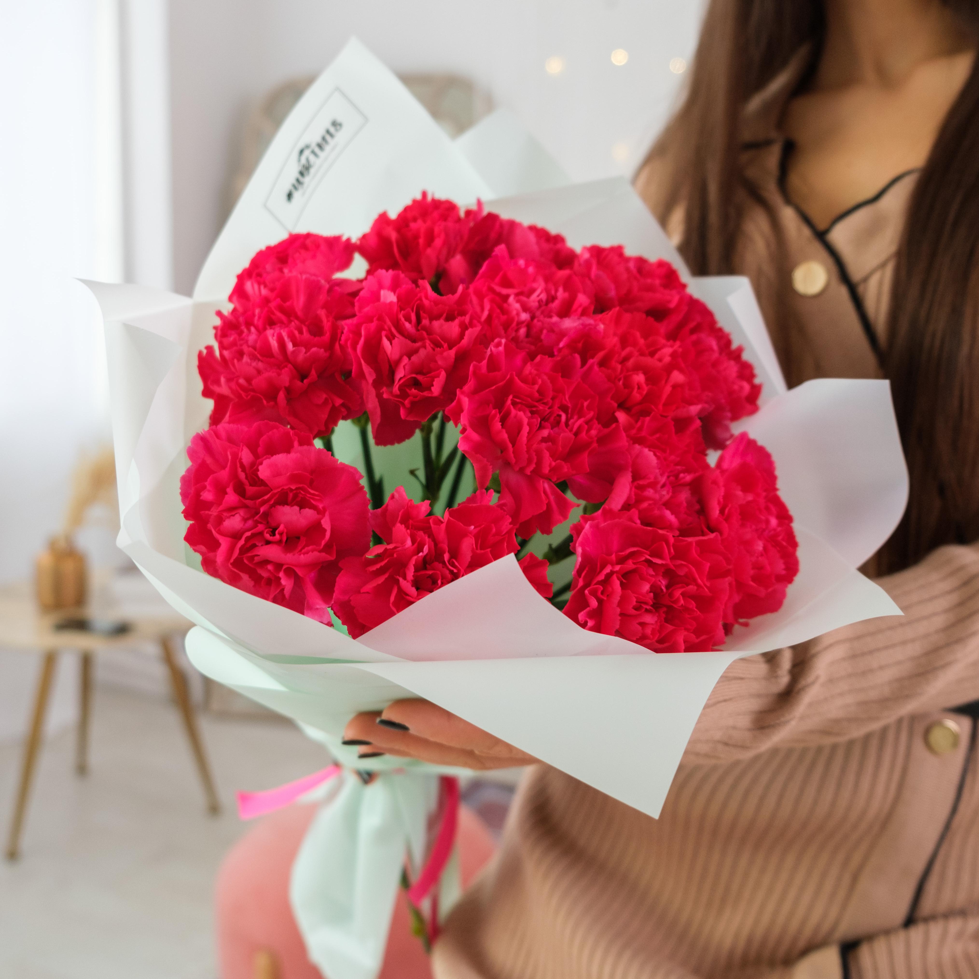 Букет "15 малиновых диантусов"