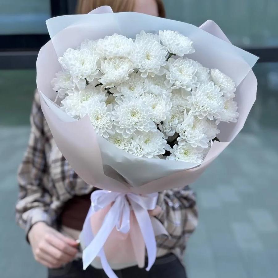 Букет из 5 зефирных кустовых хризантем