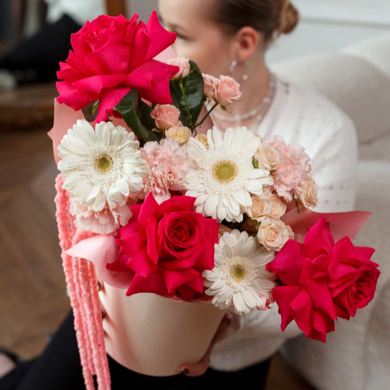 Композиция "Алая магия"