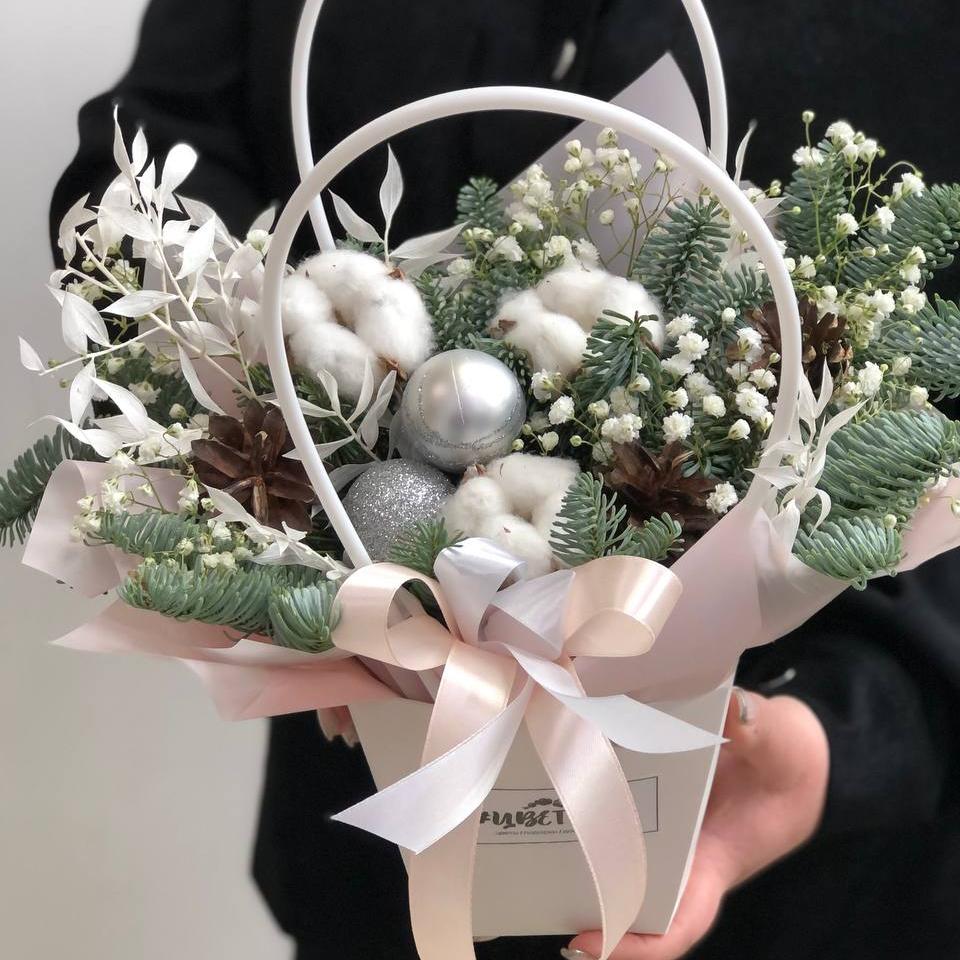 Композиция "Снежный день"