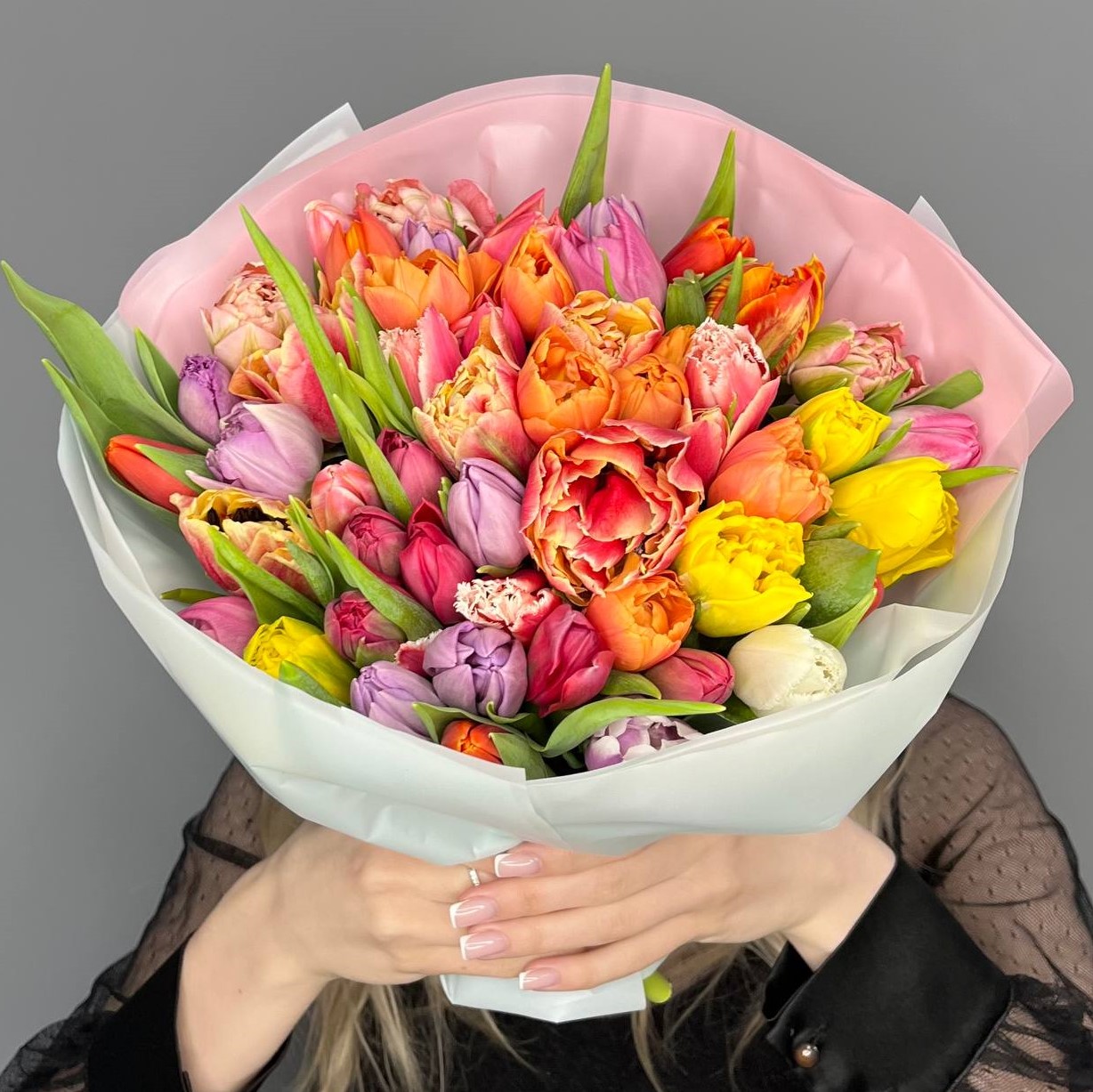 51 разноцветный пионовидный тюльпан