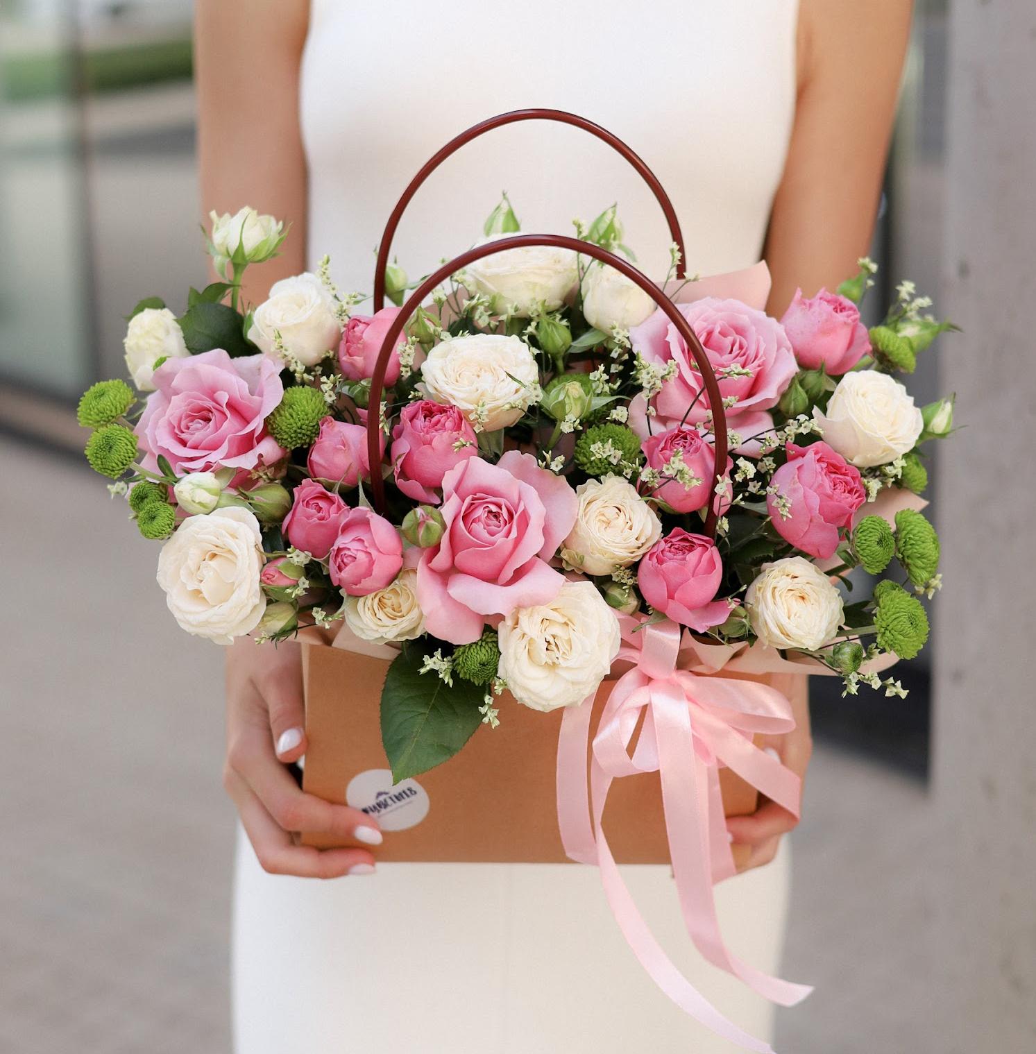 Композиция "Марципановый цветок"